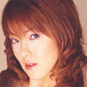 山崎亜弥プロフィール写真